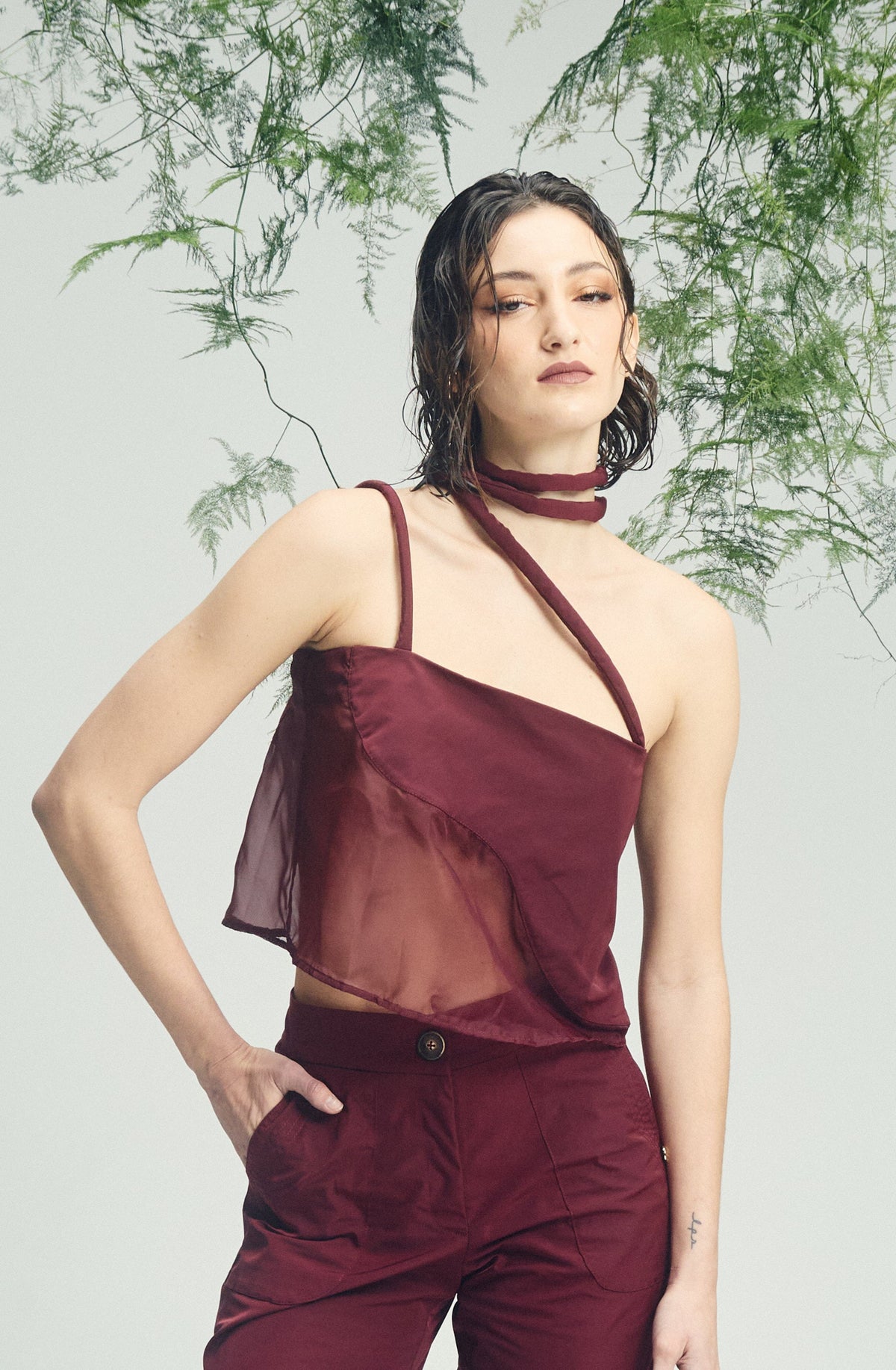 YACARE BURGUNDY TOP
