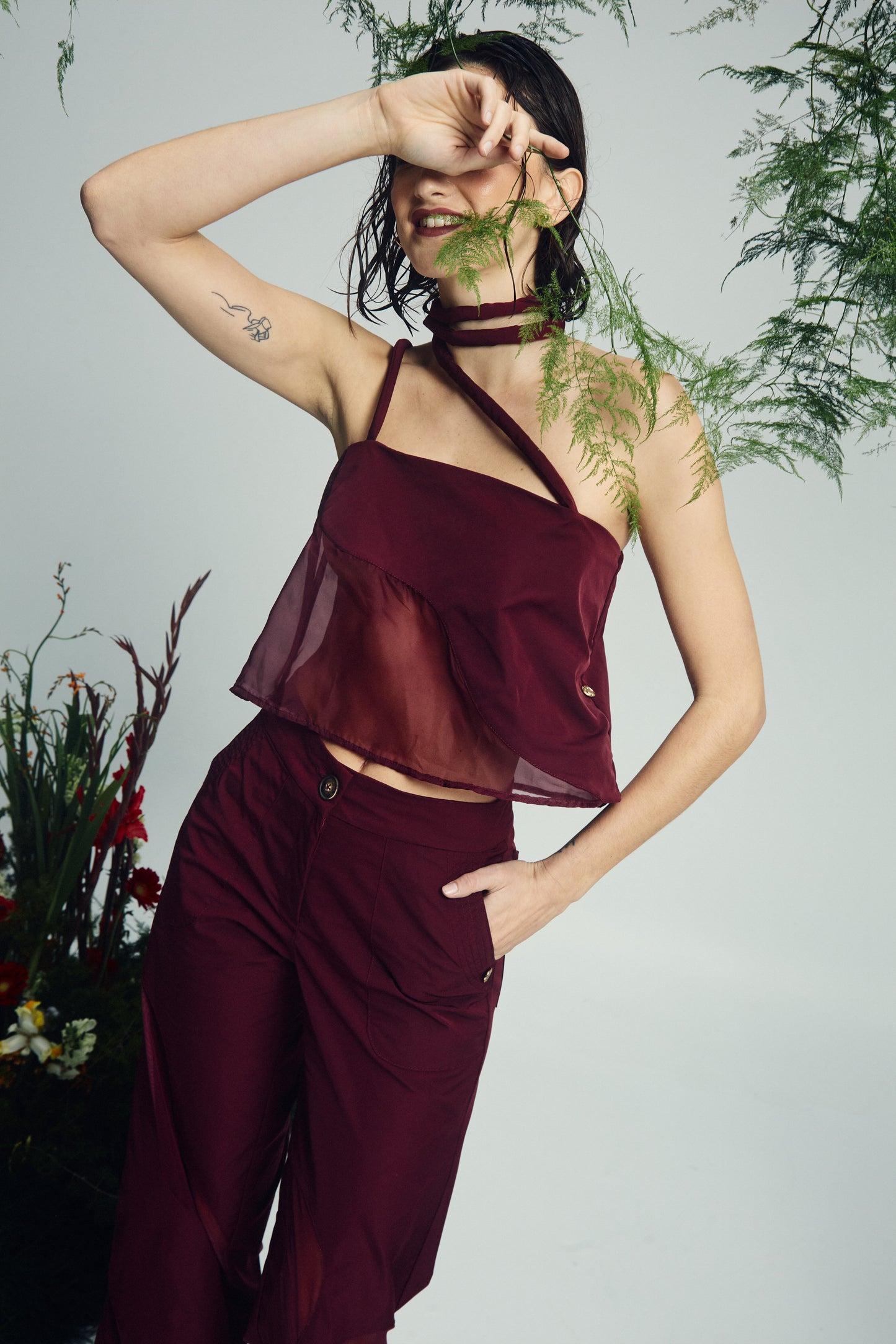 YACARE BURGUNDY TOP