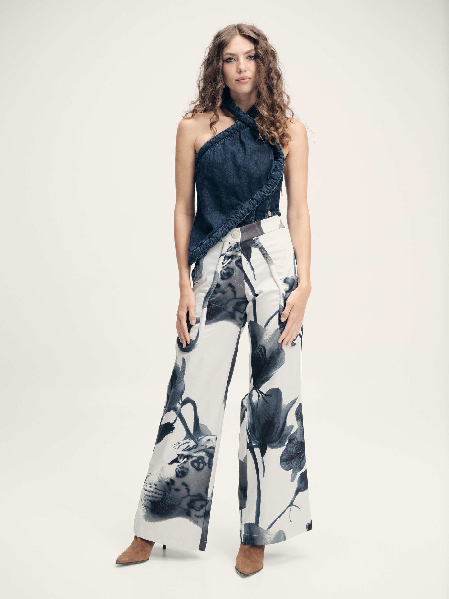 Phalessia Pant Ivory